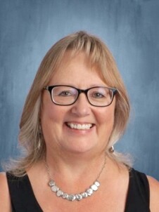 Photo of Lori Adams